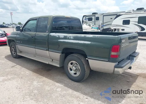 1997 Dodge Ram 1500 z USA, uszkodzony, nr VIN 3B7HC13Y2VM568014
